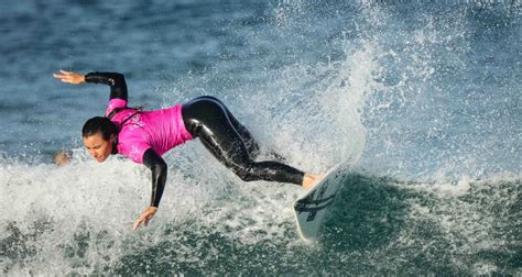 Surf Johanne Defay Deviendra T Elle La Première Française Championne