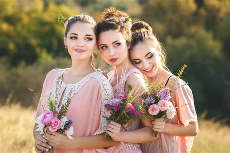 Découvre le jeu maquillage et habillage parmi nos meilleurs jeux gratuits de relooking et d'habillage pourquoi ne jouer qu'à un jeu d'habillage quand on peut aussi jouer à un jeu de maquillage ! Quelle tenue choisir pour aller à un mariage ? | L6MAG