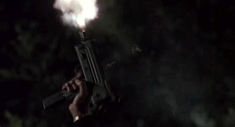 Cute anime gifs get the best gif on giphy. Pin on GUNS
