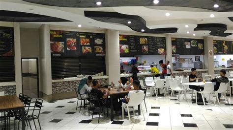 This hotel features a restaurant, an outdoor pool, and a fitness center. Paya Bunga Square (Kuala Terengganu) - 2020 All You Need ...