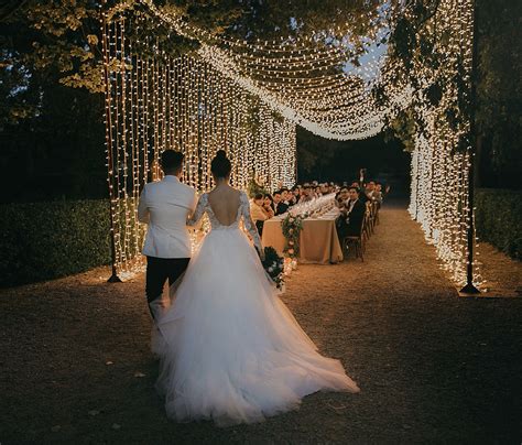 These Fairy Light Wedding Ideas Will Make You Swoon
