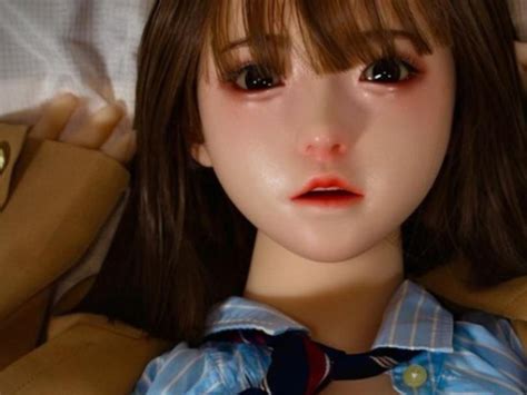 نویسنده اسرار تجاری عروسک آزار جنسی تکان دهنده را فاش می کند امیر محبی