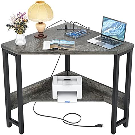 Best Corner Desk For Small Spaces In 2022