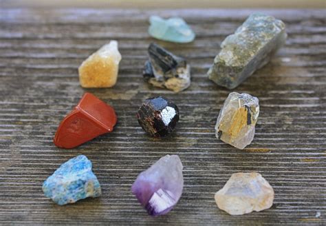 Healing Crystals And Stones Altar Stones Wicca