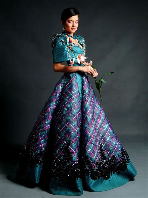 Maria Clara The Traditional Filipino Dress Rhea Et Cetera