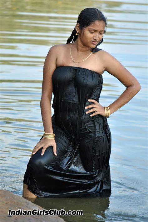 hot cinema blog wet pavadai sticking to body tamil girl bathing