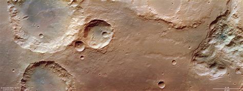 Esa Creating Chaos Craters And Collapse On Mars