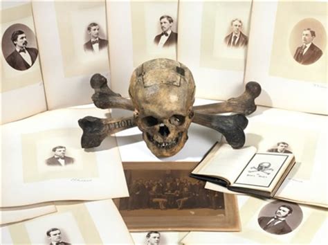 Skull Linked To Secret Yale Society To Be Sold