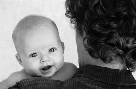 10 Quick Tips For Capturing The Best Baby Photos Ever