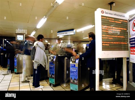 London Tube Ticket Barriers Hi Res Stock Photography And Images Alamy
