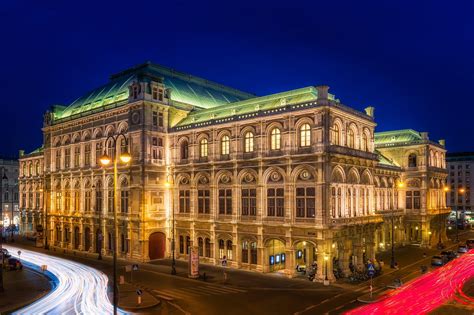Vienna - the mix of baroque with neo-classicism and the modern times