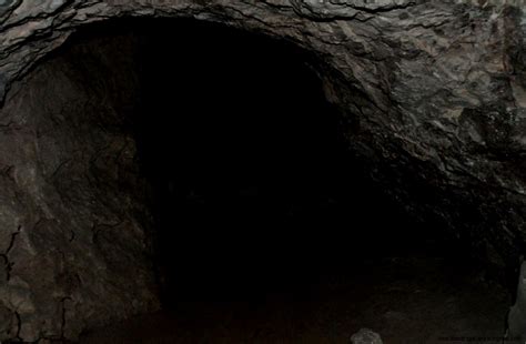 Inside Dark Caves Wallpapers Gallery