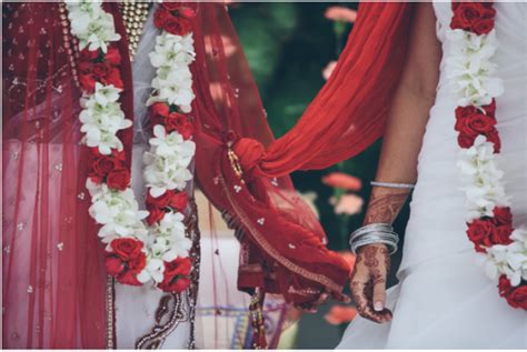 Vibrant Pictures Capture Americas First Indian Lesbian Wedding Metro