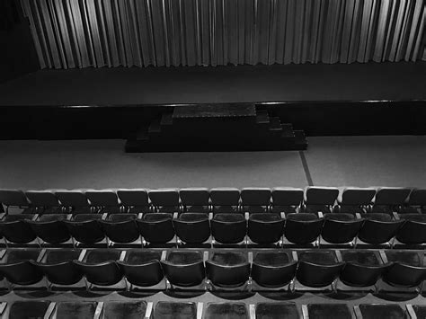 Box Office — Stained Glass Theatre | Ozark, MO