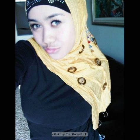 Jilboobs Melayu tetek #111 | Jilboobs Awek Bertudung baju ketat tetek