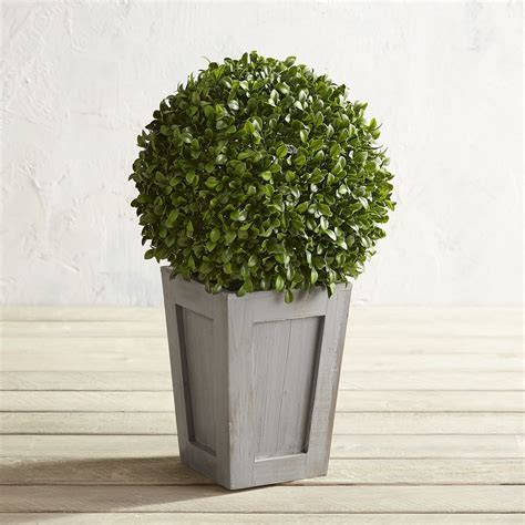 Outdoor Faux Boxwood Round Topiary