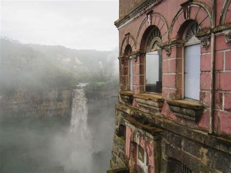 It is located on a remote volcanic island, almost 300 km from my name is natalia sobanska and i love to visit abandoned places. The Most Beautiful Abandoned Hotel (33 pics)