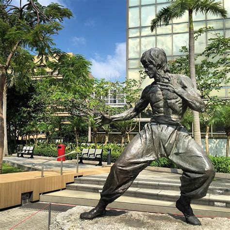 Bruce Lee Garden Of Stars Hong Kong Thru My Eyes
