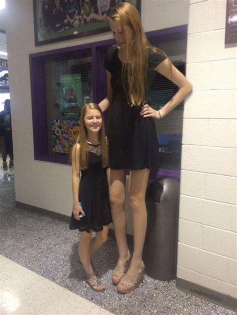 Tall Woman With Sister By Lowerrider Tall Girl Tall Girl Short Guy Tall Girl Fashion Outfits