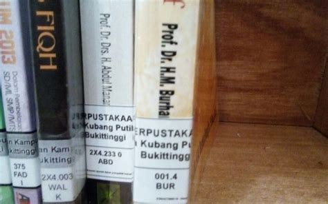 Contoh Labeling Buku Perpustakaan