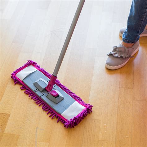 How To Make Homemade Floor Cleaner That Really Works