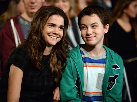 The Fosters Photo Hayden Byerly Maia Mitchell 252 Sur 373 Allociné