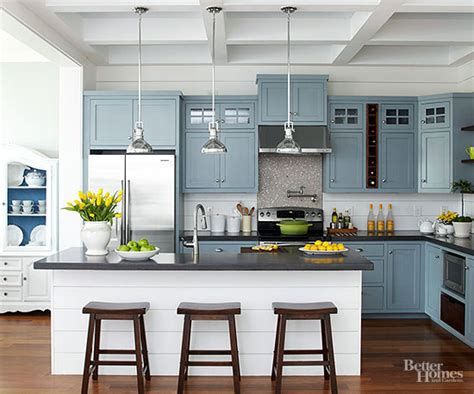 Therefore, cabinet colors are the first thing you should consider when deciding on your kitchen's color scheme. Kitchen Color Schemes | Better Homes & Gardens