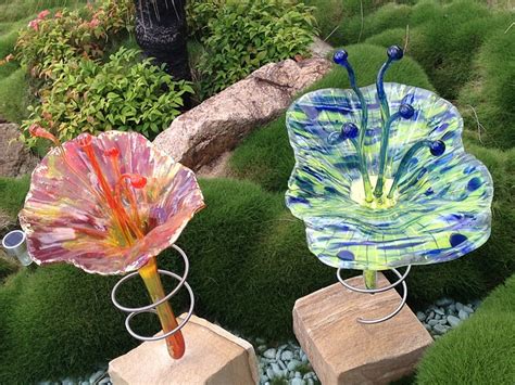 Glass Art Gallery Garden Sculpture