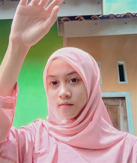 9 Potret Diana Seleb TikTok Yang Sering Disebut Mirip Lesty Kejora