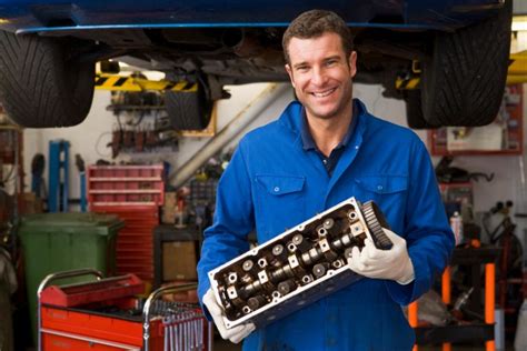 4 Helpful Traits To Have If You Want To Become A Certified Mechanic