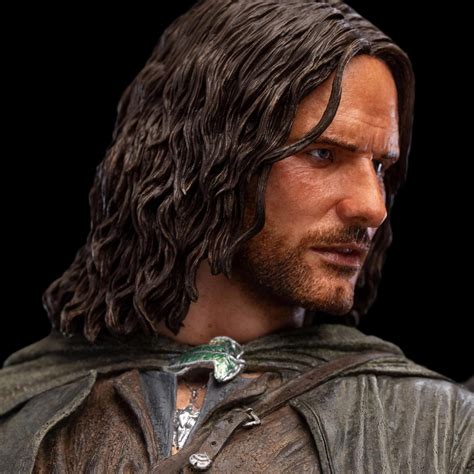 Aragorn Hunter Of The Plains Lord Of The Rings Statue By Weta Worksh