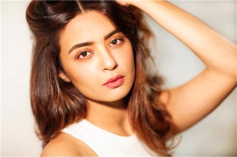Surveen Chawla Opens Up On Facing Casting Couch Says Directors Wanted