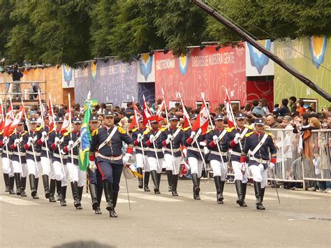 El pasado 25 de mayo el país sudamericano celebró un nuevo aniversario de la revolución de mayo con la que dio comienzo al proceso de independencia. Bicentenario 1810-2010 Desfile Militar