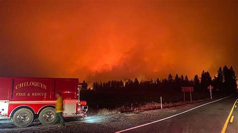 Wildfires Spur Evacuations In Southern Oregon Gov Kate Brown Gives
