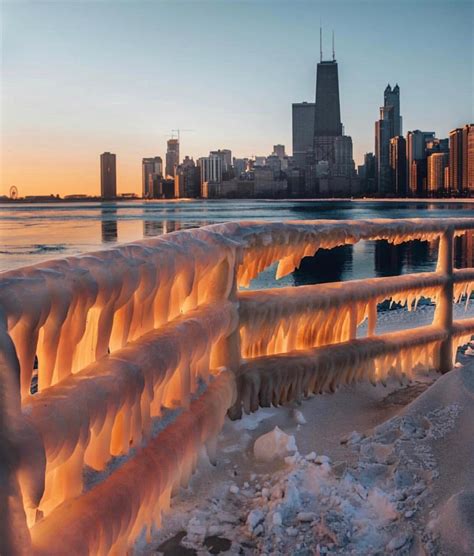 Pin By Ellen Hutchings On Chicago Chicago Photos Chicago Illinois