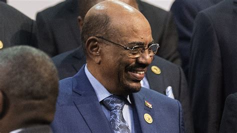 ejercito de sudán destituyó a su presidente omar al bashir