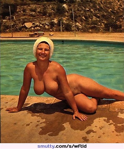 Retro Classic Pool Vintage Milf Mom Cap Naked Nude Fence Natural Swimcap Bathingcap