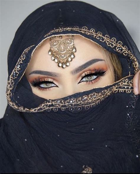 Pin By Everette Williams On Make Up Beauty Arabian Makeup Arabic Eye Makeup Eye Makeup