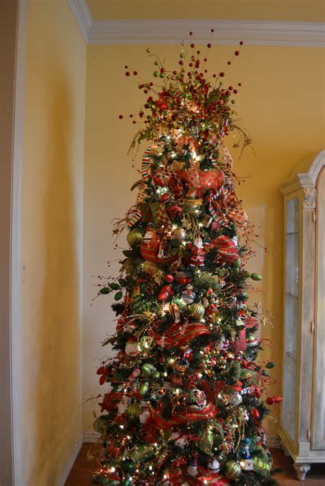 40 Awesome Christmas Tree Decoration Ideas With Ribbon - Decoration Love