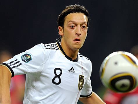 Mesut Ozil Wallpapers Football Wallpapers Soccer Photos Messi