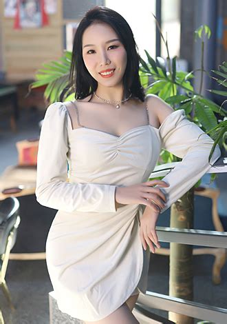 Pretty Asian Member Xiaohui From Kaifeng Yo Hair Color Black