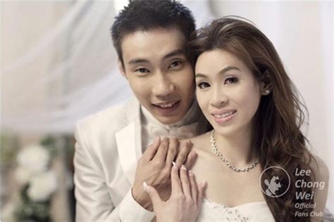To let the fans and media grasp the information for the. aidahJamiran's blog: Lee Chong WEI / WONG Mei Choo wedding ...