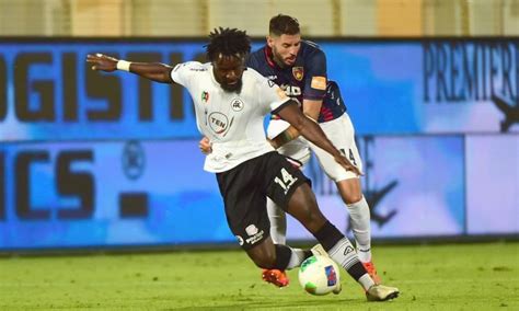After weeks of agony, the player strongly wants to play against ac milan and is tightening the time to return to the field. Spezia, Nzola piace in Serie A: ecco chi lo vuole ...