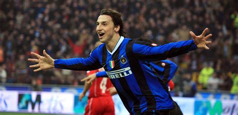 Latest on ac milan forward zlatan ibrahimovic including news, stats, videos, highlights and more on espn. Italijanski mediji tvrde da se Ibrahimović vraća u Italiju