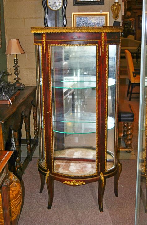 Only genuine antique curio cabinets approved for sale on www.sellingantiques.co.uk. Antique French Style Mahogany Curved Curio Cabinet with ...