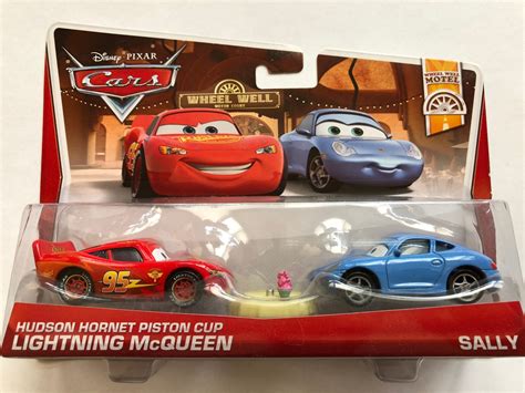 Cars Hudson Hornet Piston Cup Lightning Mc Queen Is De Uit De Cars My