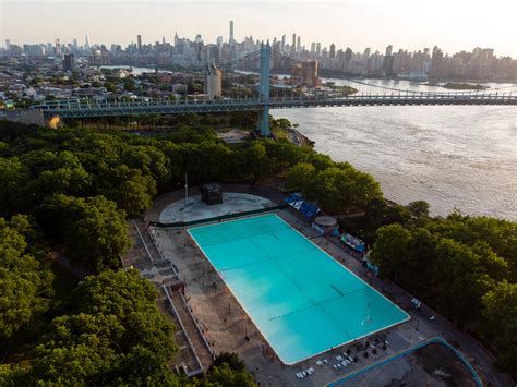 Astoria Park Pool : r/nyc