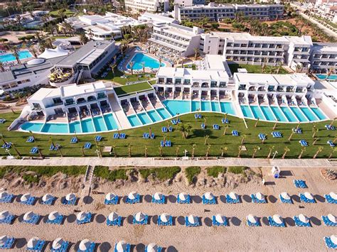 A rundown of crete's quieter resorts and villages; 10 Top-Rated Family Resorts in Greece | PlanetWare