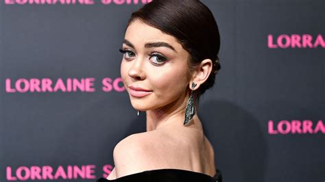 Sarah Hyland Tried To Dye Her Hair Pink See Photo Allure