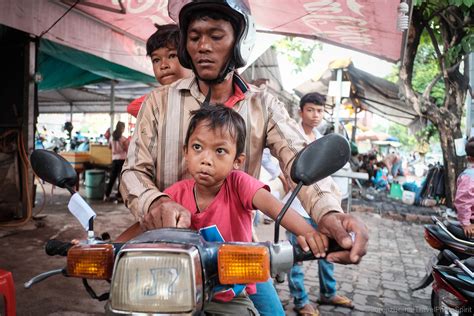 Cambodian People Photos - Travel Photography - Travel Portraits Gallery